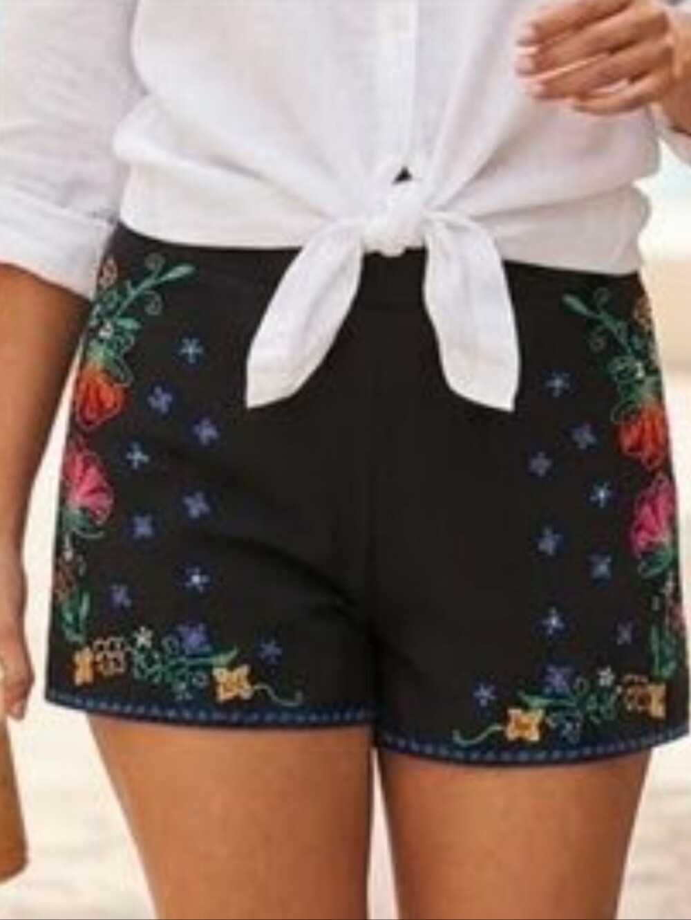 Xhilaration  Embroidered Floral Shorts with Multicolor Stitching. Size XL